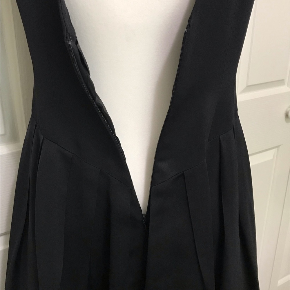 90s Carmen Marc Valvo Collection Black Satin V Back Cocktail Evening Dress 8 - Picture 7 of 16